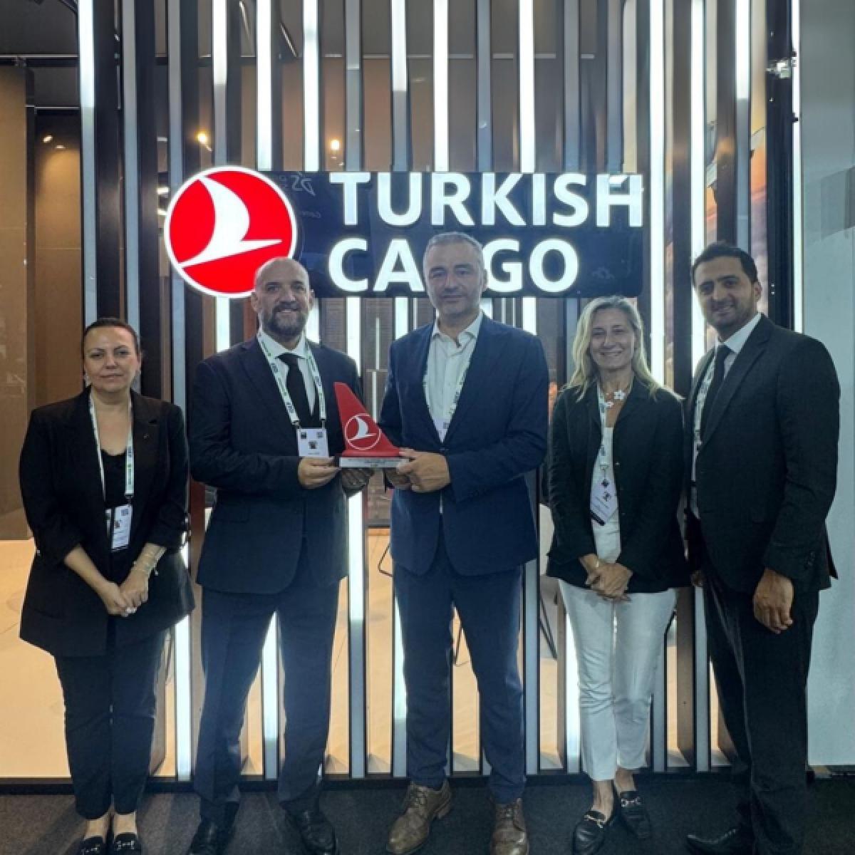 Turkish Cargo tarafından 2024 Yılı Ankara Çıkışlı Yıldız Acente Ödülü