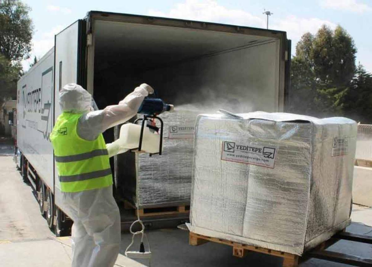 YENİ ASIR - ÜRÜNLER DEZENFEKTASYON YAPILIP GÖNDERİLİYOR.